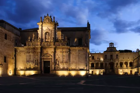 Tourisme-Palazzo C-22